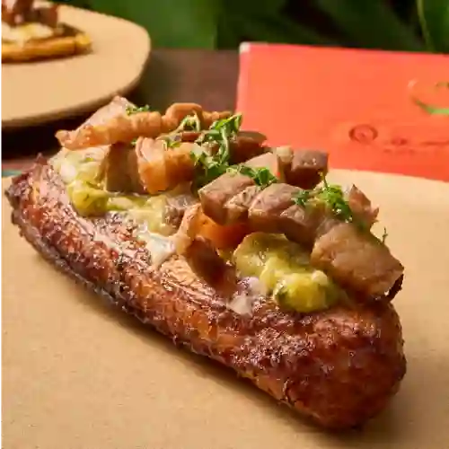 Maduro Relleno Chicharrón