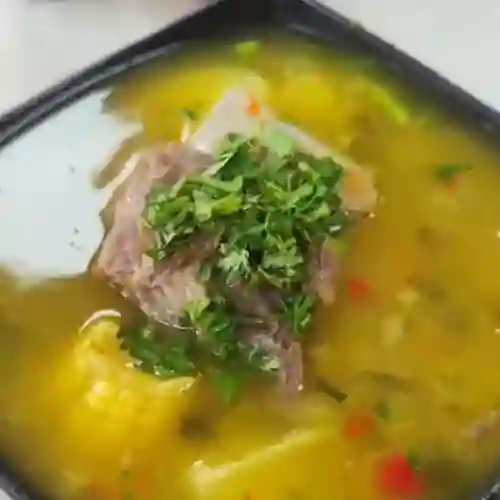 Sancocho Costilla Grande