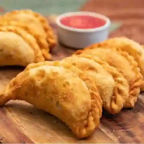 Empanada Pollo Queso