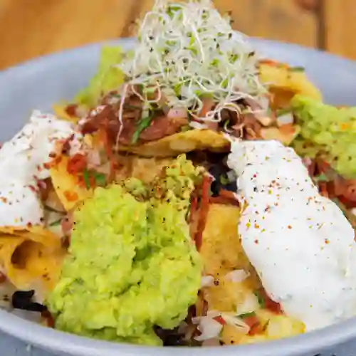 Bowl de Nachos O Papas a la Francesa