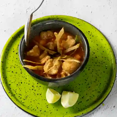 Sopa de Tortilla con Chicharrón