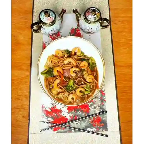 Chow Mein Especial