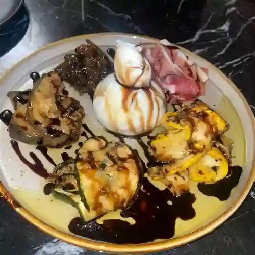 Antipasto Burrata de la Casa