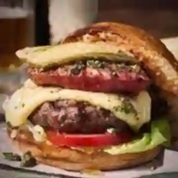 Burger Hércules + Bebida 250 ml