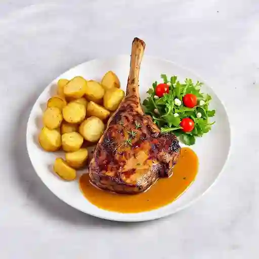 Brazo De Cordero Al Horno Con Papas (Para 2 Personas)