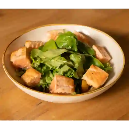 Veggie Salad con Salmón