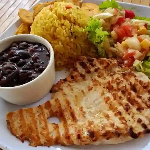 Pechuga + Sopa + Gaseosa