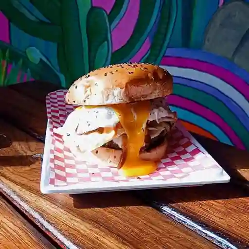 Hamburguesa a Huevo + Coca Cola 250