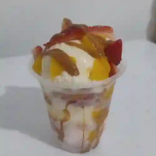 Vaso con Helado y Frutas 12 Onzas