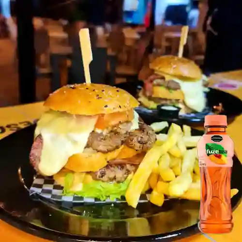 Combo Hamburguesa Doble Quesuda +Fuzetea Durazno 400ML