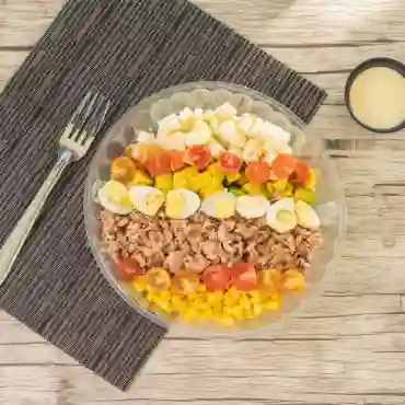 Ensalada de Atún Plato de 48 Oz