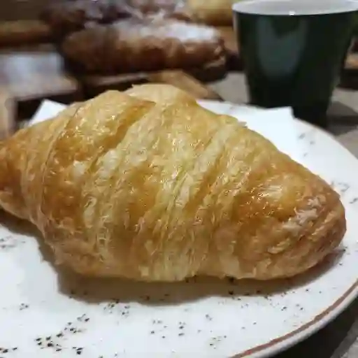 CROISSANT DE MANTEQUILLA