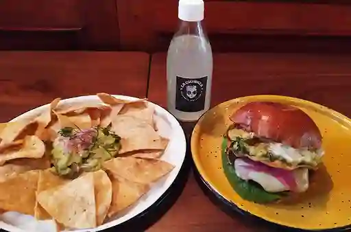 Combo La Escuincla Burger