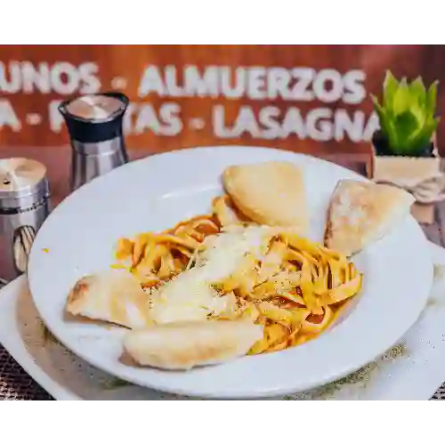 Pasta en Salsa Napolitana