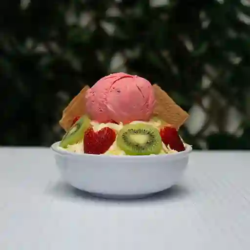 Ensalada de Fruta y Helado