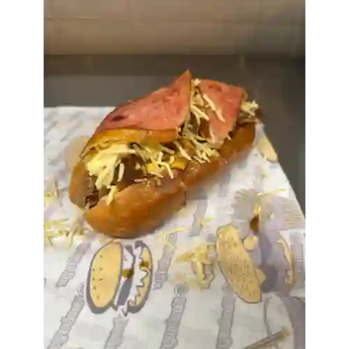Perrito Criollo con Bacon