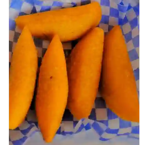 (5) Empanadita Valluna de Carne