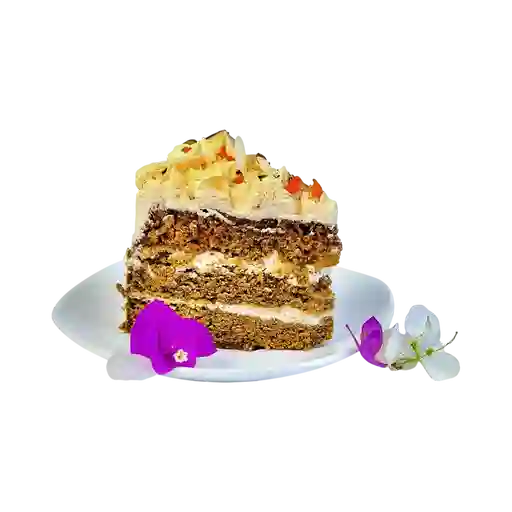 Porción Torta Tradicional de Zanahoria