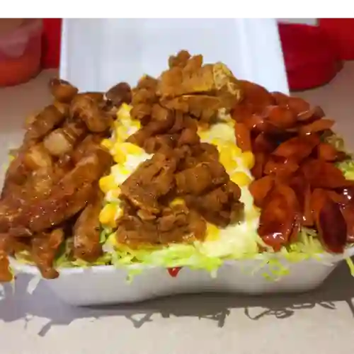Salchipapa la Chanchita 3 Personas