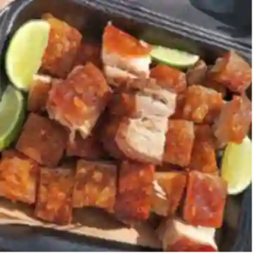 Chicharrón Carnudo