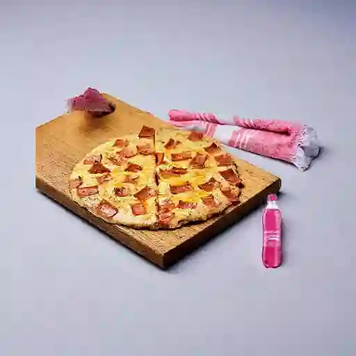 Combo Pizza Jamón Queso + Postobón Manzana 400 ml