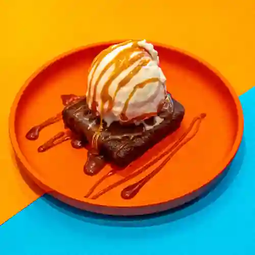 Brownie con Helado