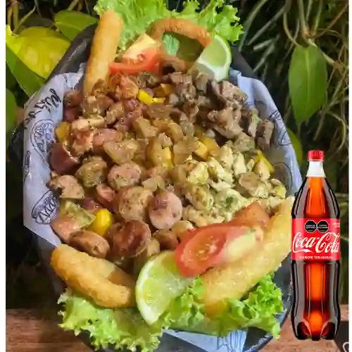 Combo Picada Montañera + Coca Cola Original 1.5 l