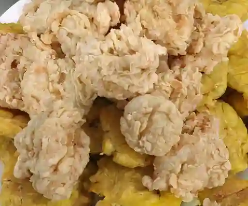Patacón con Camarones Apanados
