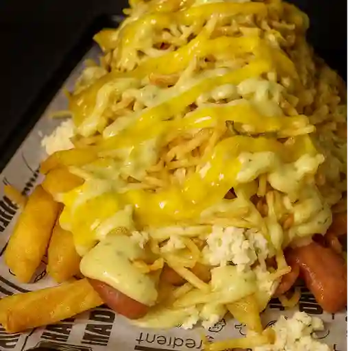 Salchipapa combinada