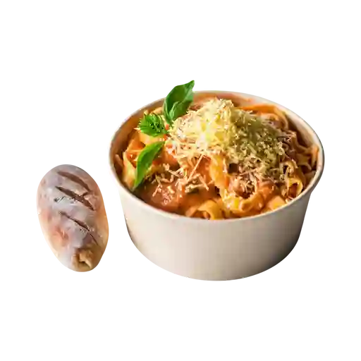 Pasta con Salsa Pomodoro