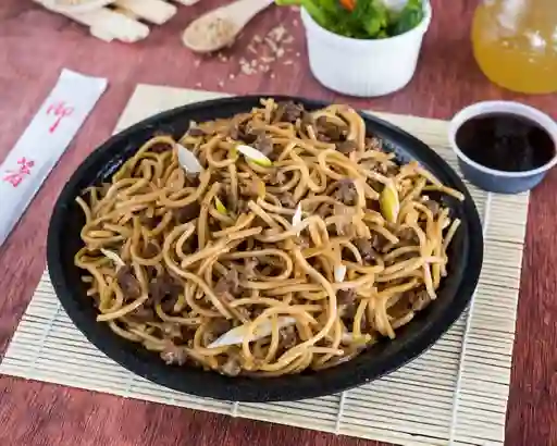 Lo Mein con Carne