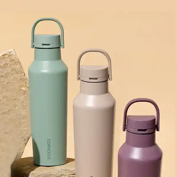 Corkcicle Botella Sport Canteen Verde Claro 20 oz