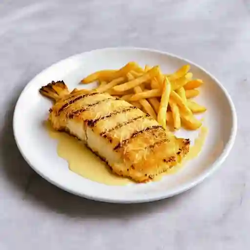 Filete De Robalo Nacional A La Parmesana