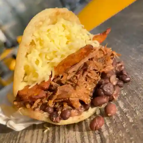 Arepa de Pabellon