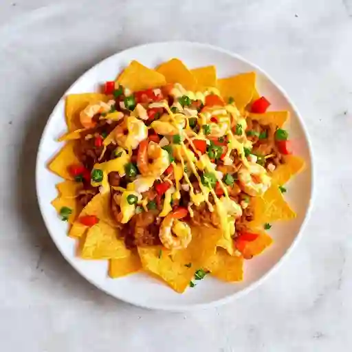 Super nachos de camarones