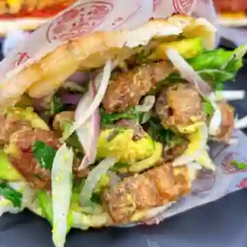 Arepa Ceviche de Chicharrón