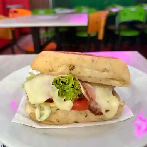 Sándwich de Jamón y Queso