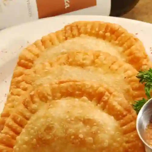 Empanada de Bocadillo y Queso