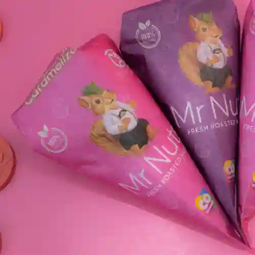 Cono de marañones caramelizados