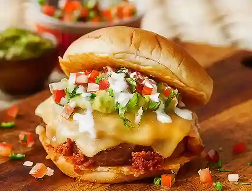 Hamburguesa de Res + Papas + Gaseosas