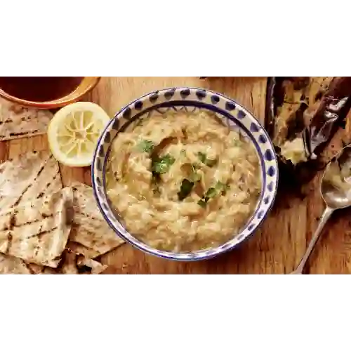 Babganush con Falafel