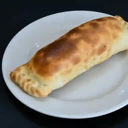 Calzonne pollo y champiñones