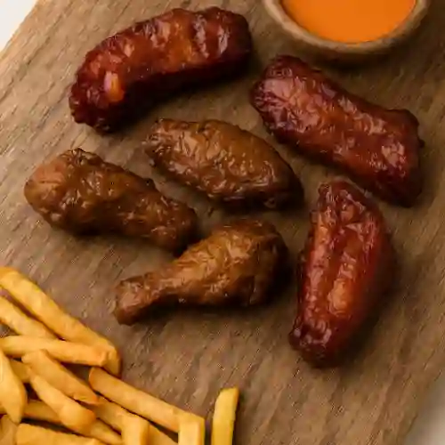 3 Alitas + 3 Costillas + Papas