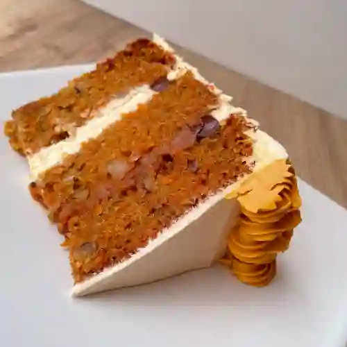 Porcion de Torta Zanahoria Nueces