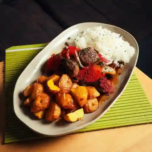 Lomo Saltado