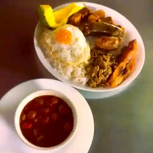 Bandeja Paisa