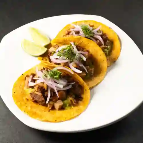 Tacos de Carnitas Michoacanas