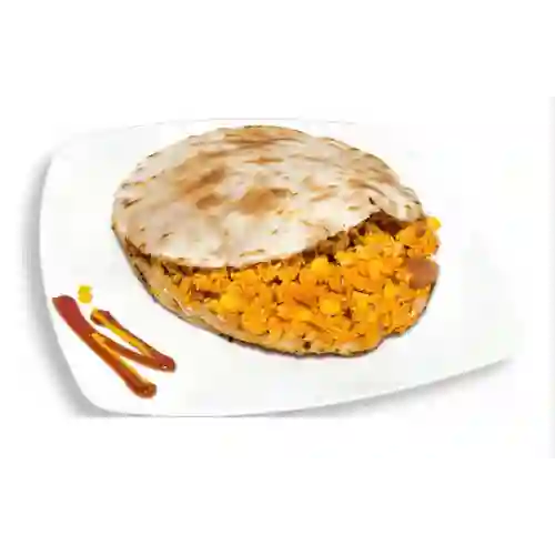 Arepa Especial de Pollo y Salchicha Ranchera