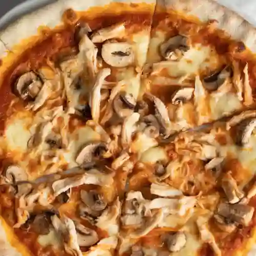 Pizza Pollo Champiñones