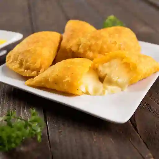 Empanada con Queso Mozzarella
